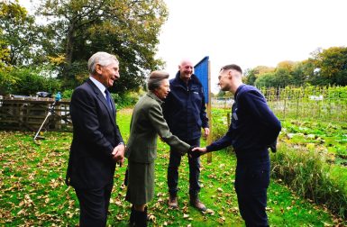 Royal recognition – The Princess Royal visits LandWorks - Prisoner Training & Placements Meeting Trainee at Market Garden website pic 385x252 - Prisoner Training & Placements